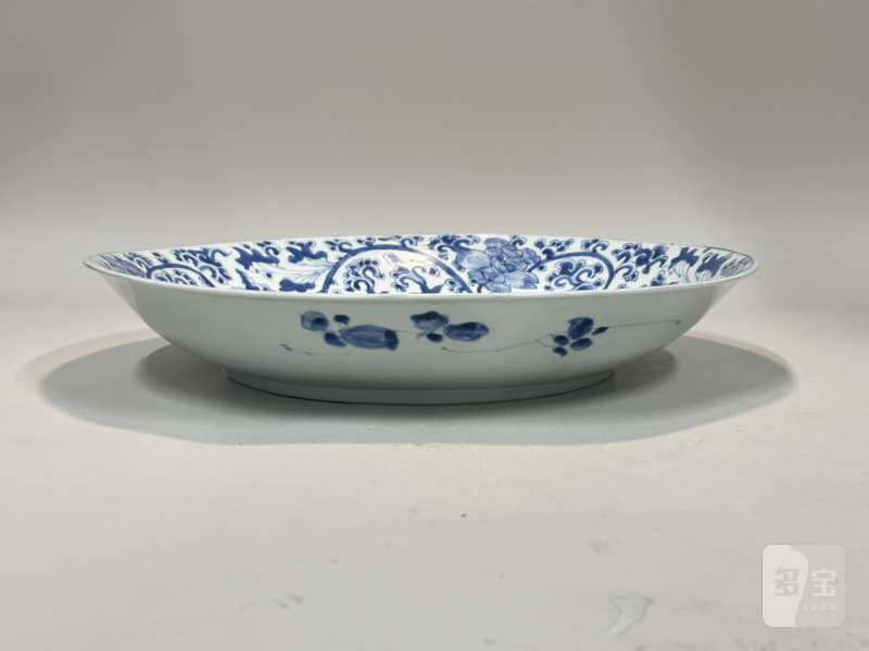 清康熙 青花缠枝莲纹大盘 - 图2
